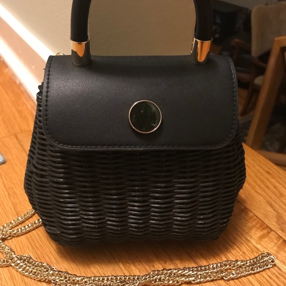 Zara Handbags - Woven Straw Purse